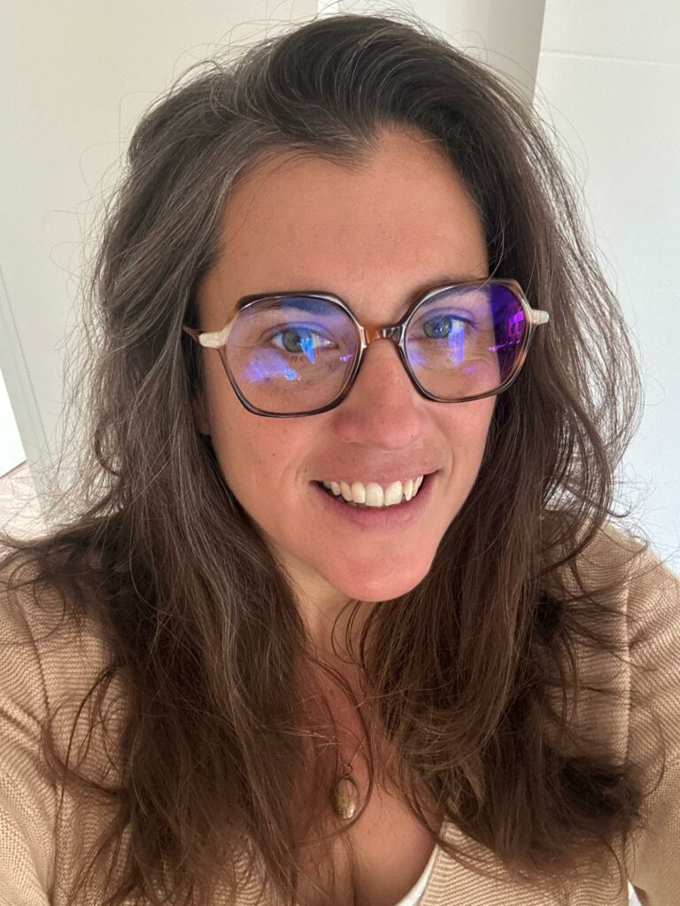 Mathilde Courjal, fondatrice du Centre Présence et praticienne en thérapies psychocorporelles