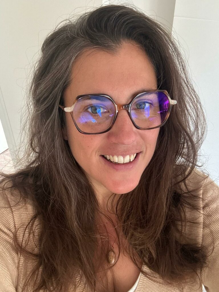 Mathilde Courjal, fondatrice du Centre Présence et praticienne en thérapies psychocorporelles